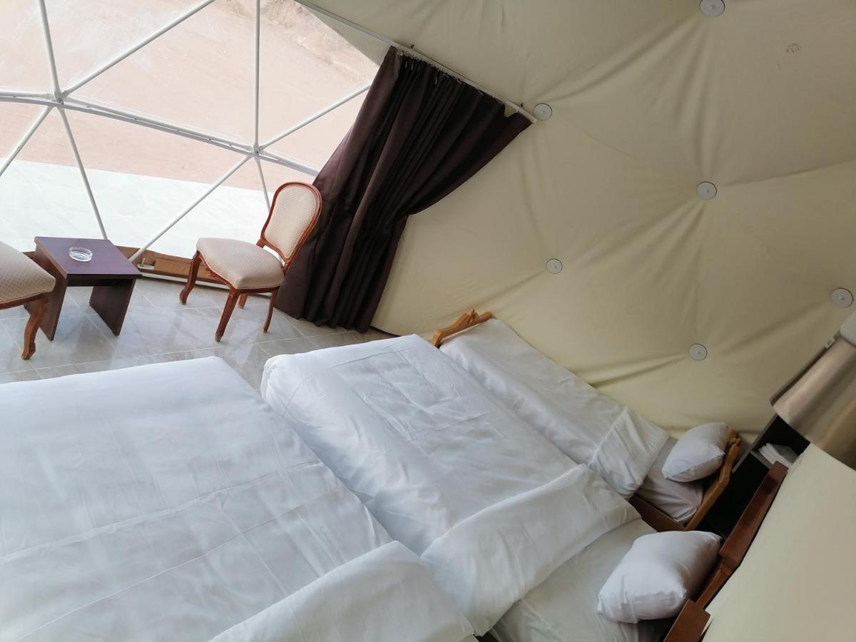 Sara Luxury Camp Hotel Wadi Rum Ngoại thất bức ảnh