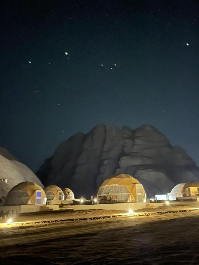 Sara Luxury Camp Hotel Wadi Rum Ngoại thất bức ảnh