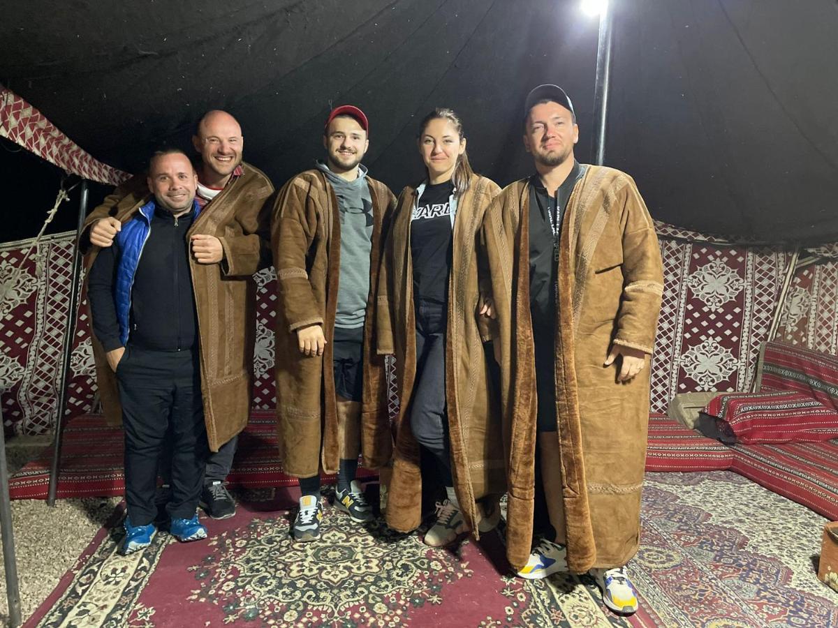 Sara Luxury Camp Hotel Wadi Rum Ngoại thất bức ảnh
